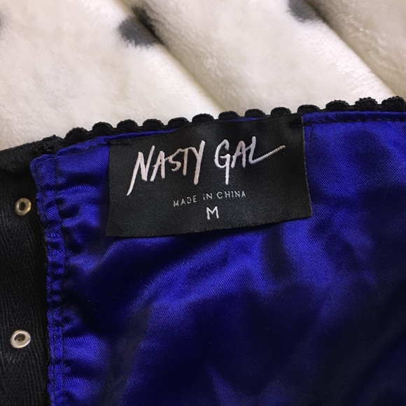 Nasty Gal - Blue Lace-Up Lace Dress - Picture 3 of 4